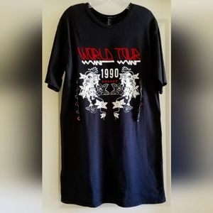 FOREVER 21 Black Tigers Rose Long T Shirt Size Large